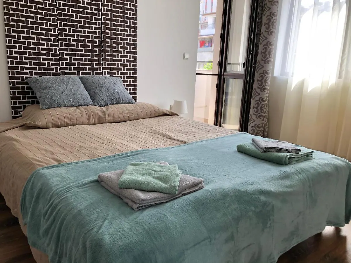 Sunny Shore Burgas Apartment contacts